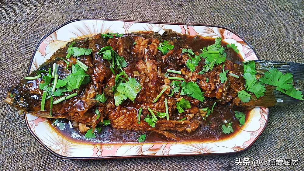 圖片[2]-小貓分享家庭版紅燒鯉魚 香味濃郁醇厚 學會了中秋節做給家人吃-起舞食譜網