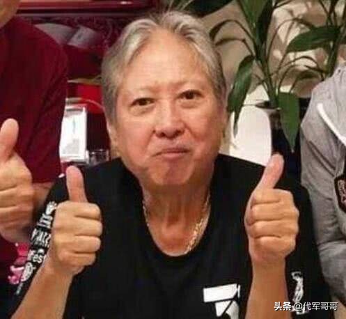 一婚娶韩国美女，二婚娶小13岁选美冠军，如今