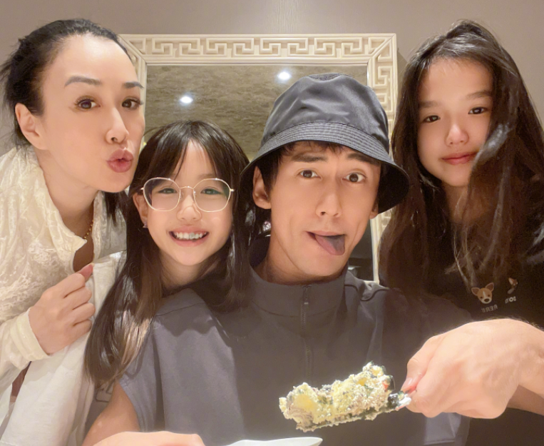 钟丽缇女儿近照流出，还没成年就有“女主脸”，一双腿真羡慕不来