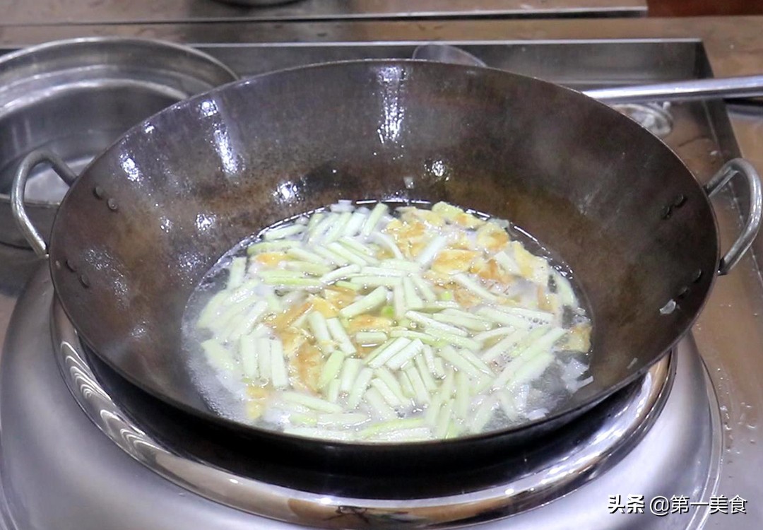 图片[8]-【丝瓜豆腐汤】做法步骤图 厨师长炖成滋补汤 清香营养-起舞食谱网