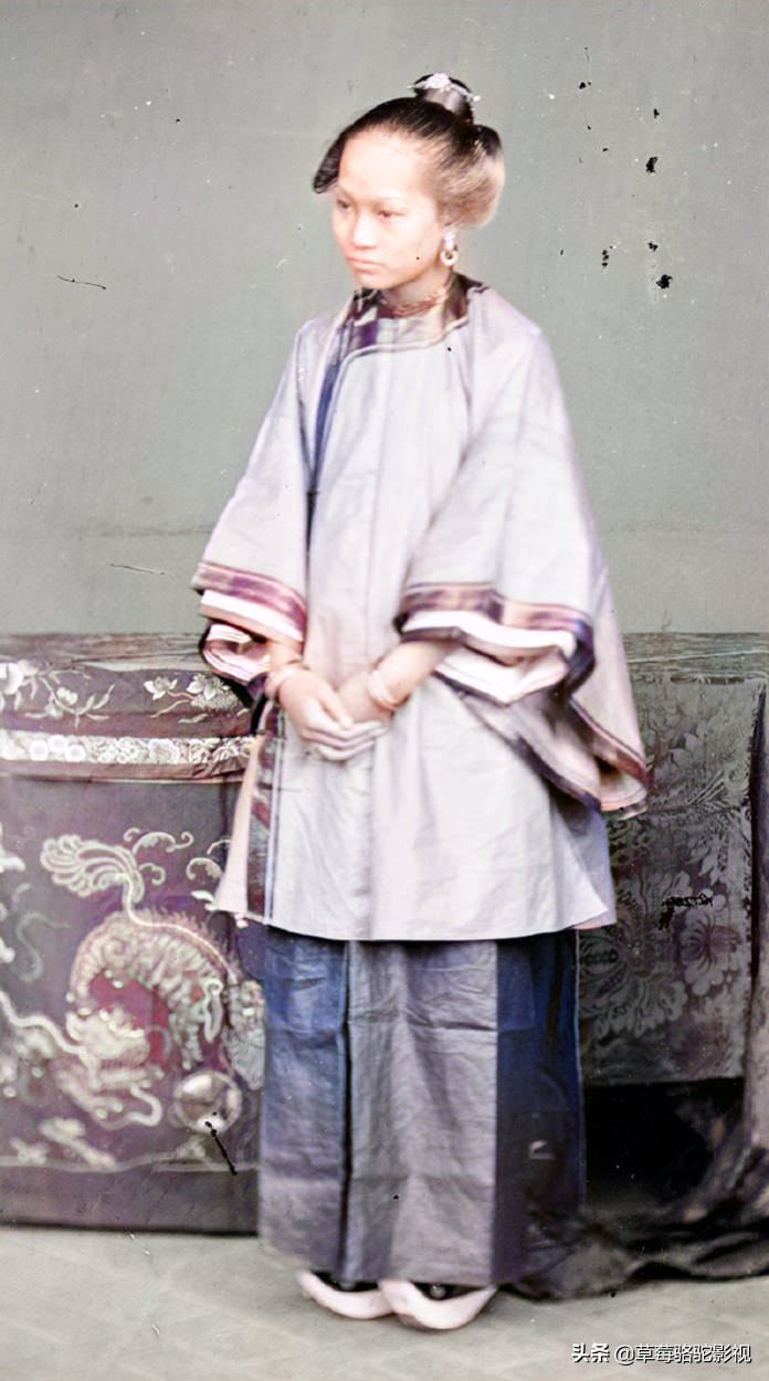 1889年清朝汉族女子最流行的发型，原来女人过年烫头是有传统的