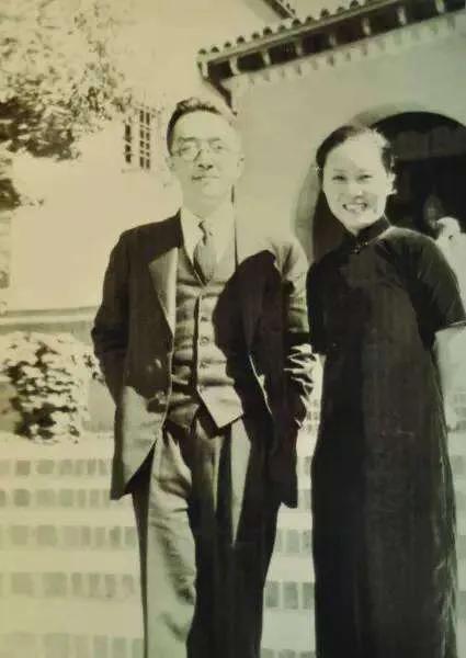 美国发行永久邮票，华裔科学家登上方寸，究竟是谁呢？