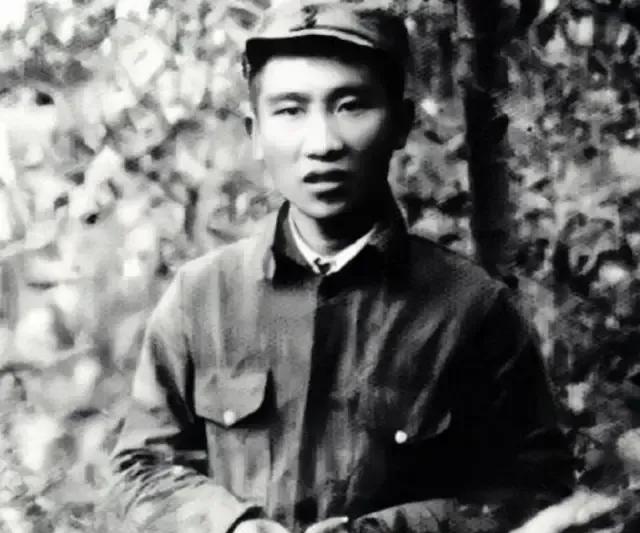1982年，重慶發現一具“腳鐐遺骸”，竟是消失了48年的紅軍師長