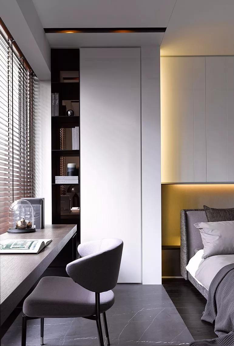 不费力气就能get的“角落书房”让小户型也能实现书房梦