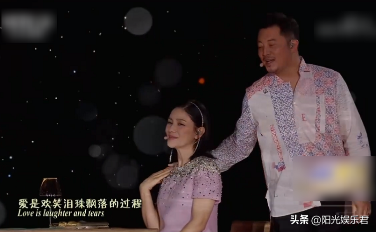 胡可回应沙溢系错扣子：买家秀与卖家秀的区别，又该心疼沙老师了