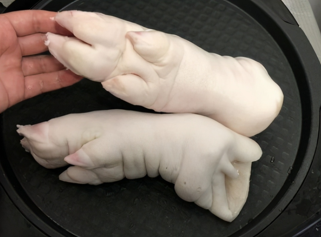 圖片[2]-“豬手”和“豬腳”有什么區別 牢記4點不被忽悠 肉多口感好-起舞食譜網