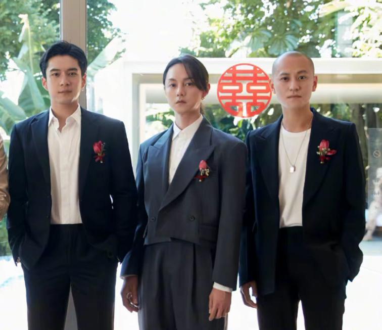 Wang Yanlin and Ai Jiani Hold a Destination Wedding in Sanya with Their  Star-Studded Groomsmen in Full Support - DramaPanda