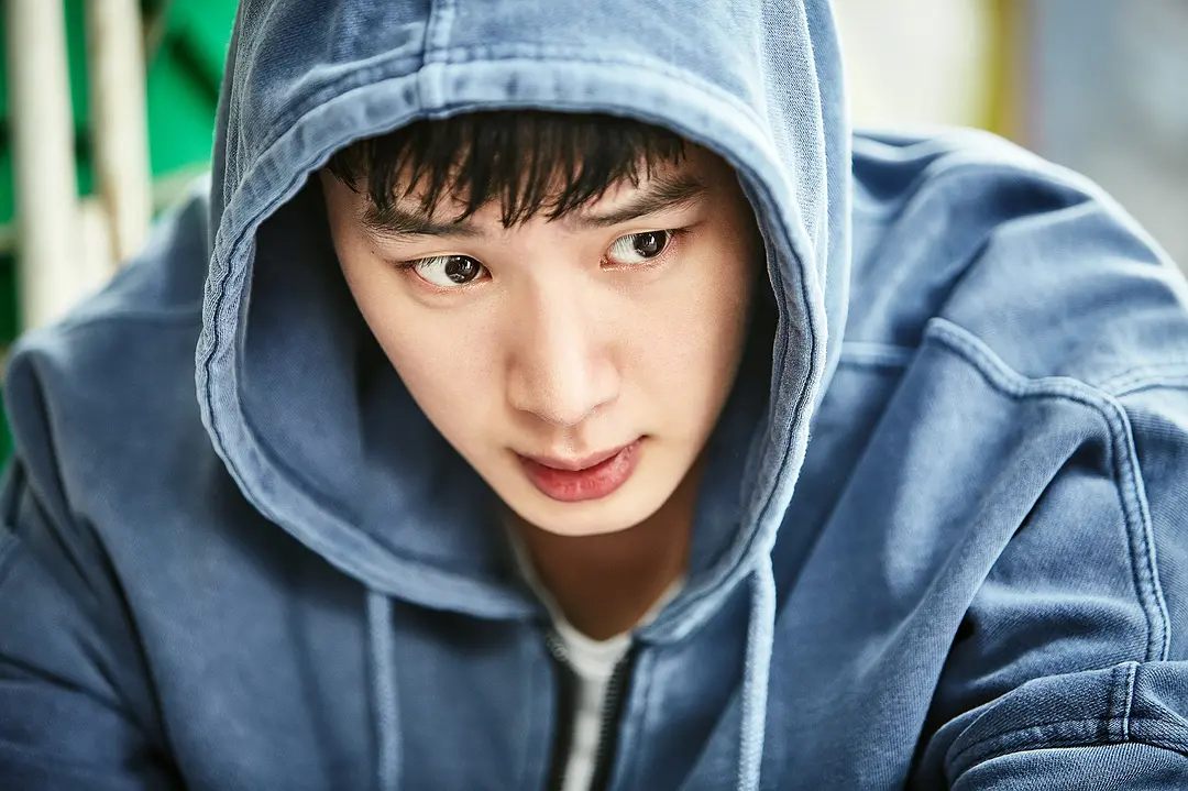 网飞新韩剧，拍出青春残酷的一面：关于校园霸