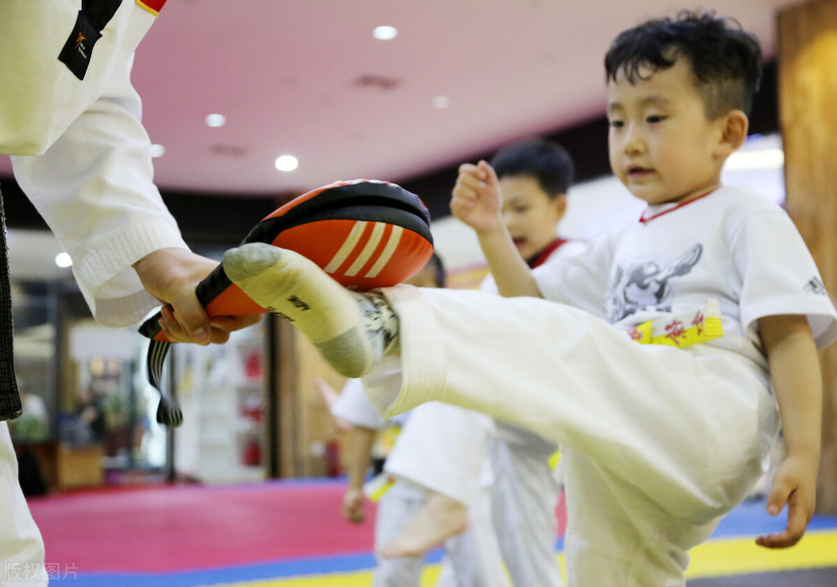 跆拳道馆学员管理系统自动统计学员出勤课时？