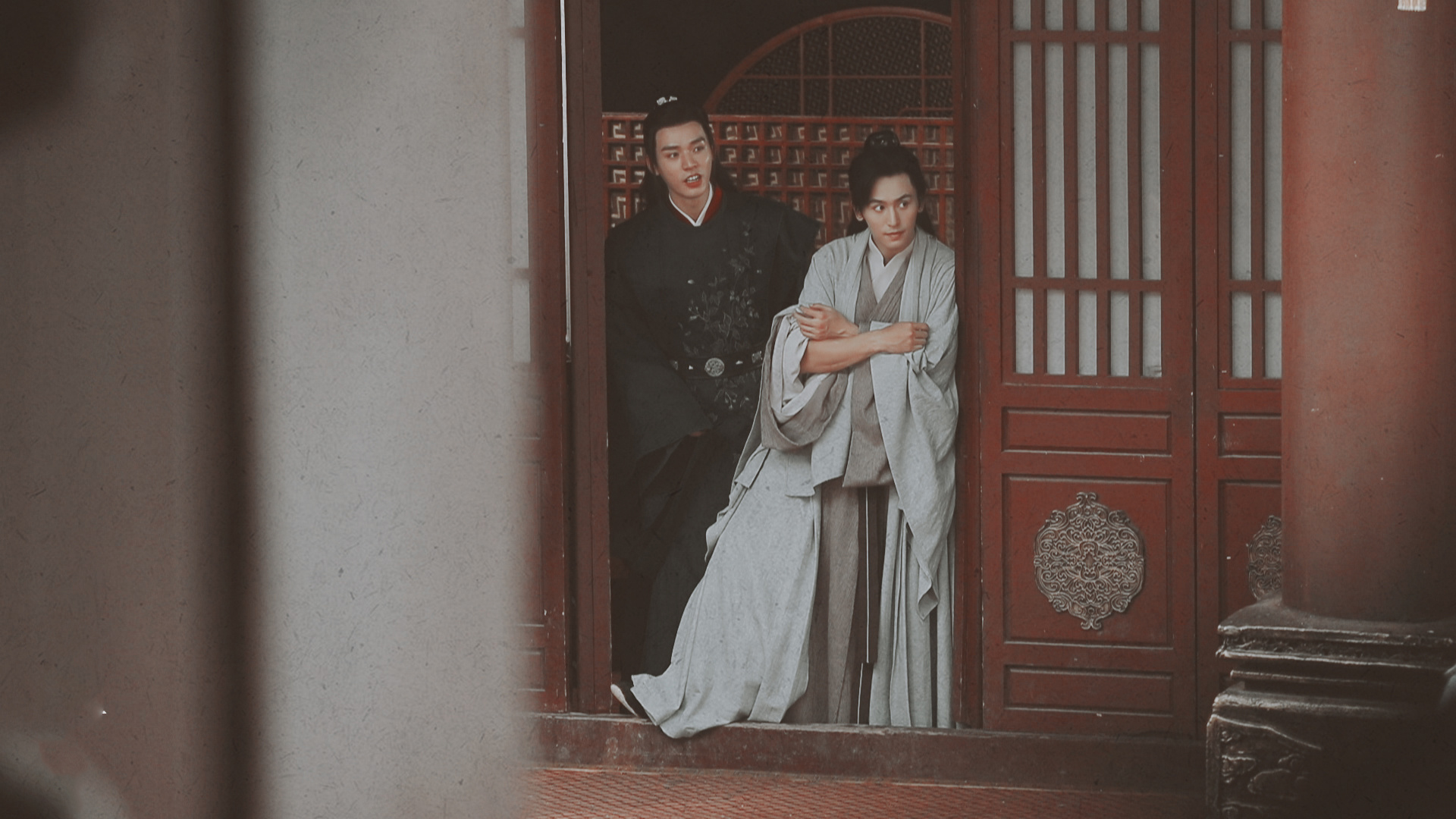 "Bo Jun is like " into the history, "Billow billow is nailed " sit firmly head of a list of names posted up, gong Jun Zhangzhe vasts to flow finally into the top