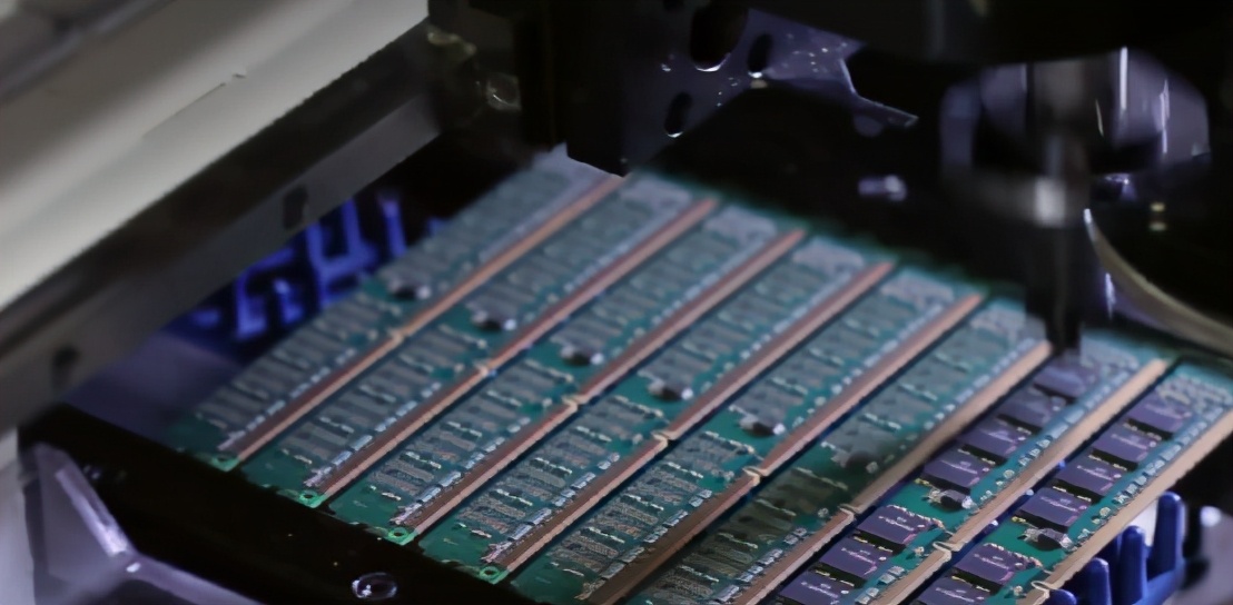 国产光刻胶成功突破，粉碎日本垄断梦