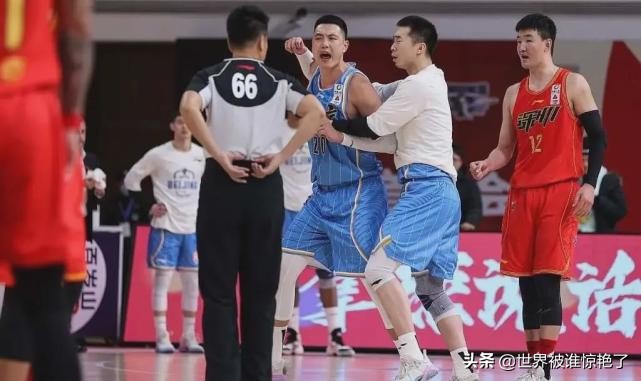 从领先13分到1分惜败，北京男篮怎么了？