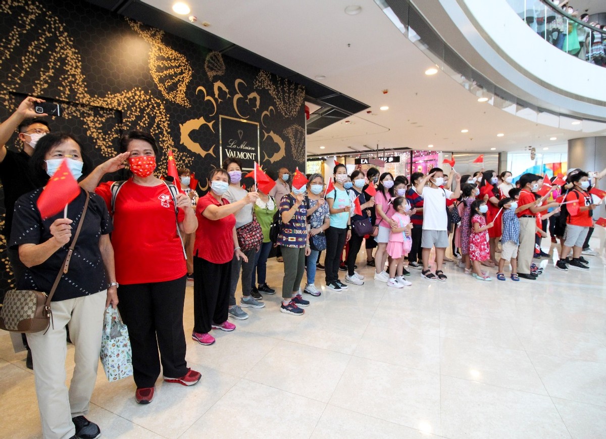 喜迎七一，香港青年以“快閃交響樂”的方式祝福<font color=red>祖國</font>