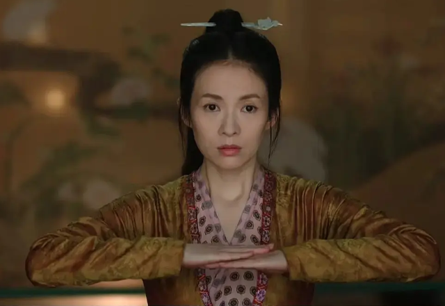 怼片方营销少女感反被吐槽？被演技综艺反噬的章子怡