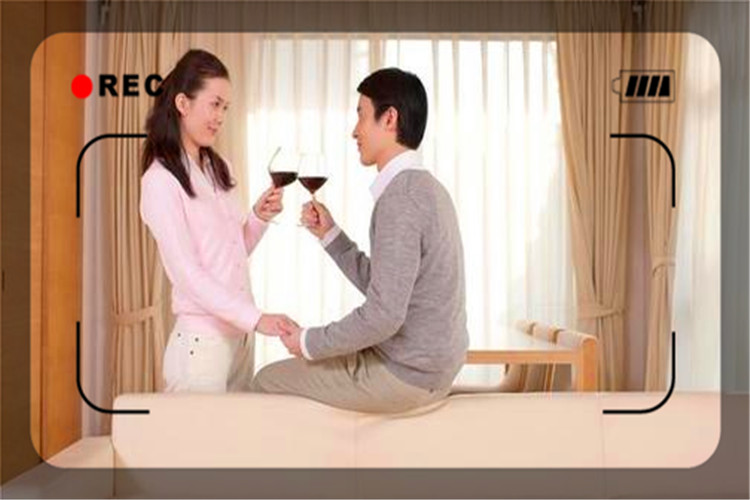 针对深圳“离婚预约、一号难求”的现象，社会