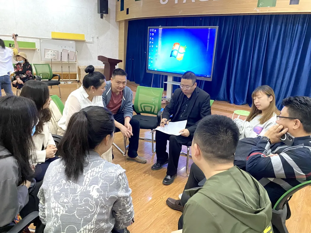 遇见美好,从心出发——天府新区华阳幼儿园南区家长会