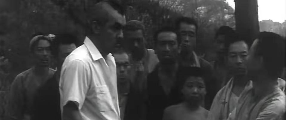 小时候没看懂，成人后才发现这部日本版《鬼子来了》藏这么多隐喻