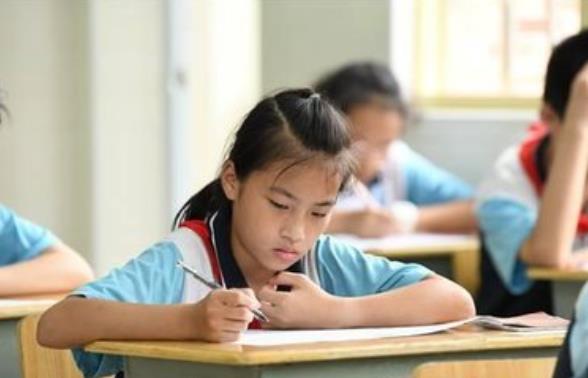 教育部通知来了，老师的待遇和学生的考试均有调整，家长拍手叫好