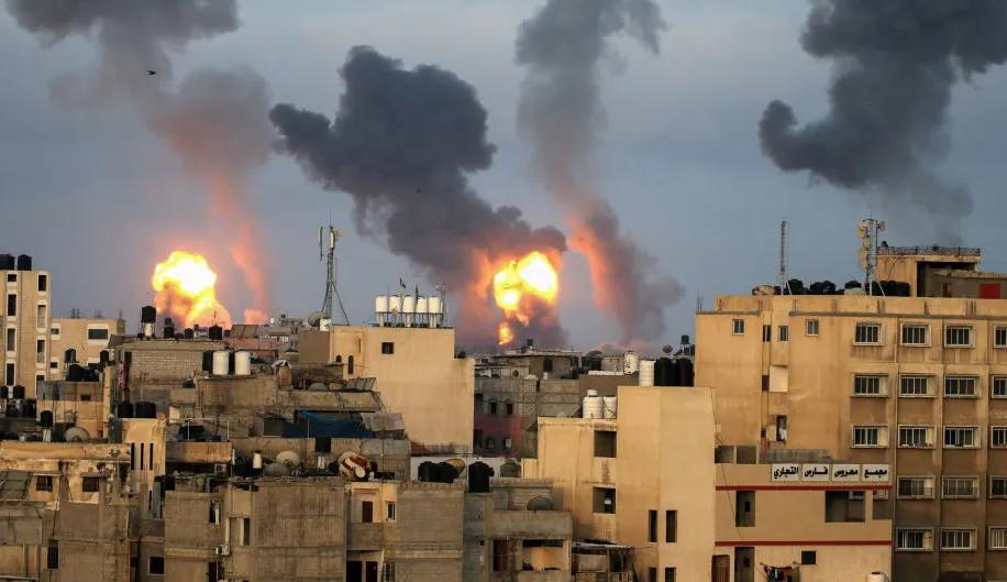 中東「火藥桶」引爆，巴以衝突全面升級，美國拉偏架遭輿論聲討