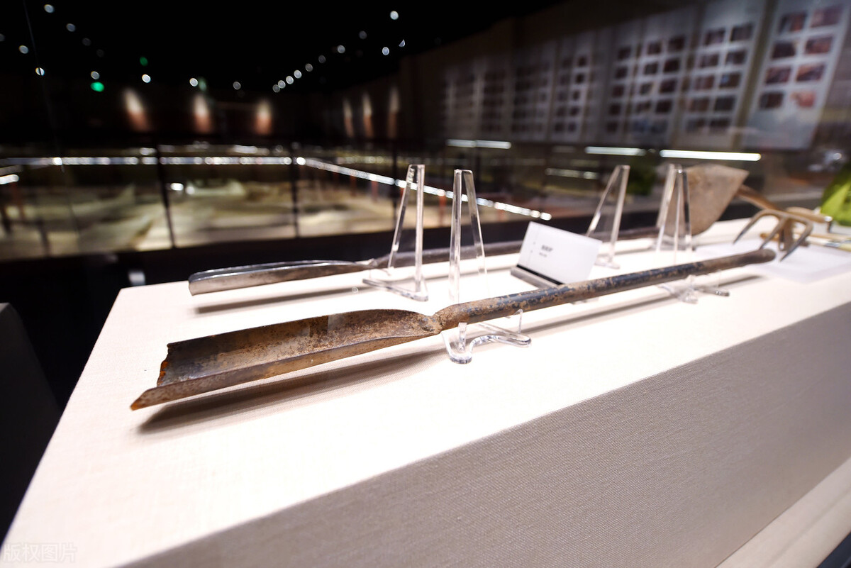 Tomb Instrument The advanced prospecting instrument is not as good as a Luoyang shovel ...