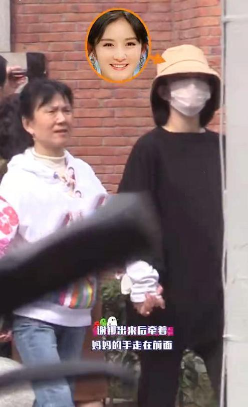 张杰晒夫妻合照撒糖，七夕亲自为谢娜扎头发，结婚十年恩爱不减