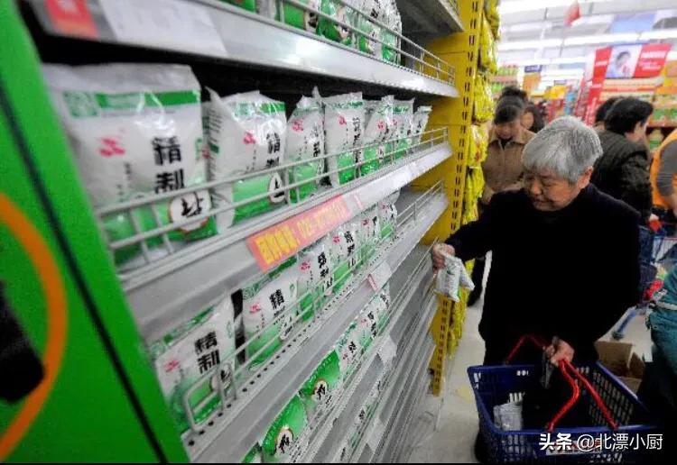 懂行人買食鹽，不只看價格，認(rèn)準(zhǔn)鹽袋“3行字”，買到優(yōu)質(zhì)健康鹽