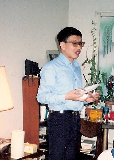 他是北大才子，留学却沦为外卖小哥，蛰伏30年，