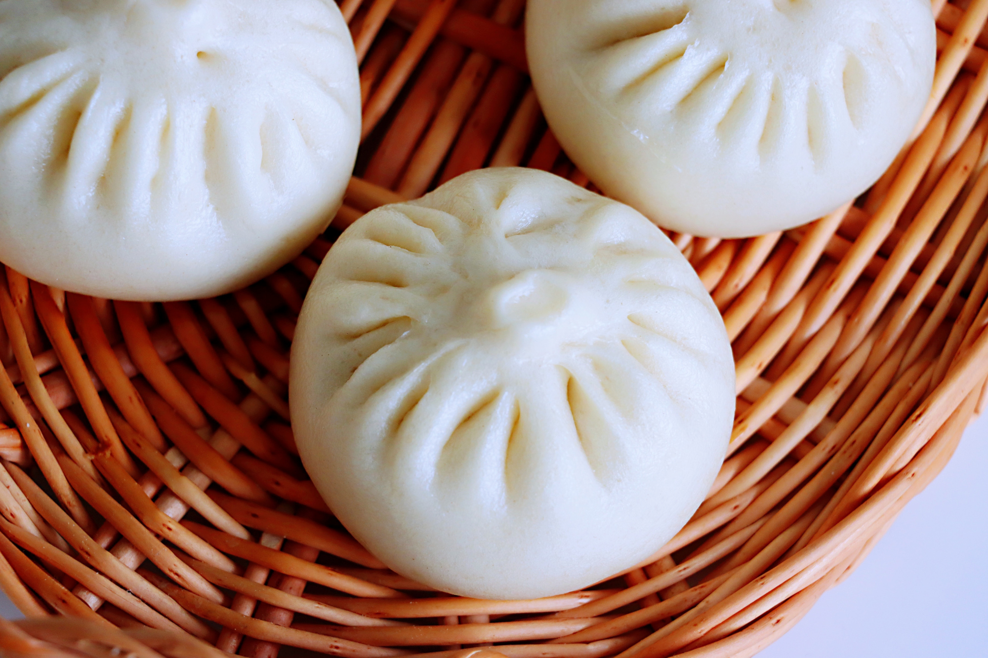 蒸包子不變形有竅門，學會這幾招，蓬鬆暄軟，不塌陷，一次會成功