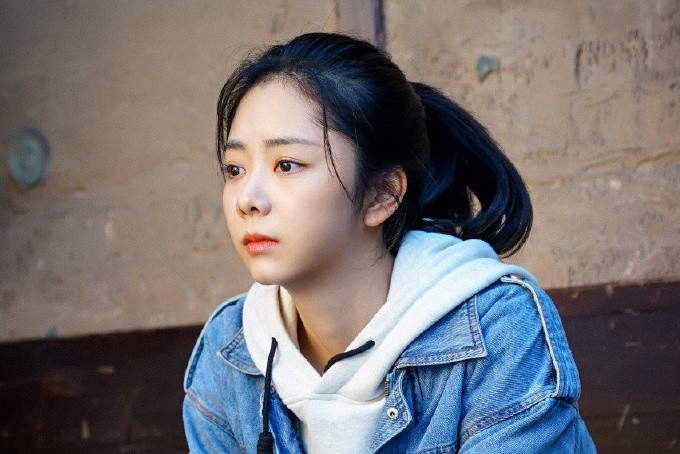 31歲的譚松韻，熒幕前單純美好，背后的故事卻讓人心疼