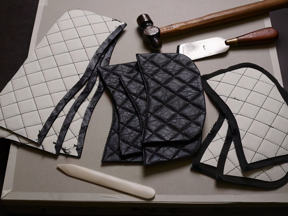 揭秘CHANEL从2.55到11.12的经典设计