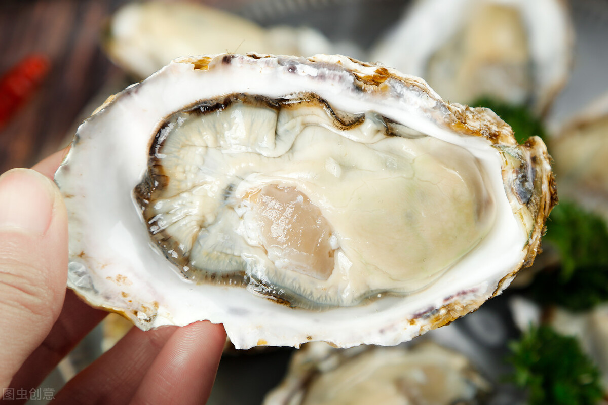 蚝油不是“万能提鲜油”，做这4类菜别放蚝油，烧菜别再用错了