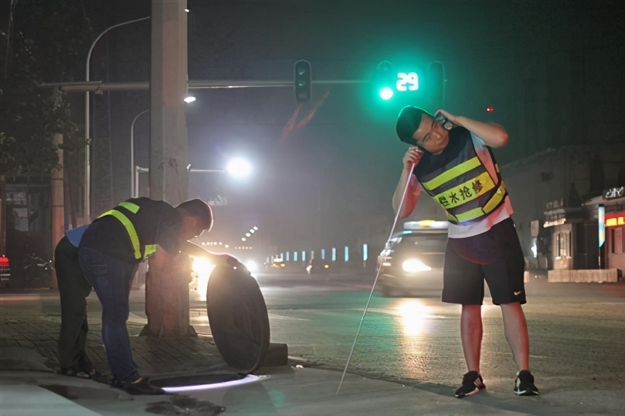 黄石：总有这么一群夜间“听诊”人，聆听地下的水声