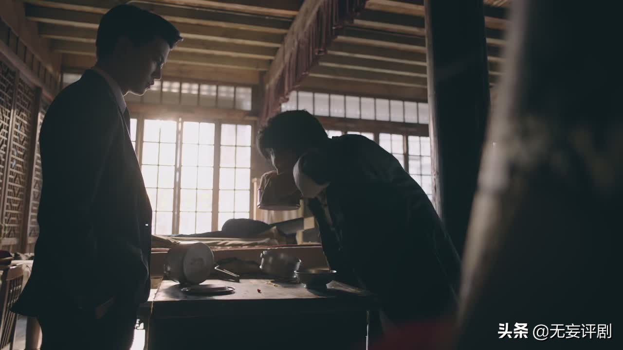 秋蝉：蓝豹“小角色”大翻身，小小配角身后居然隐藏着三方势力