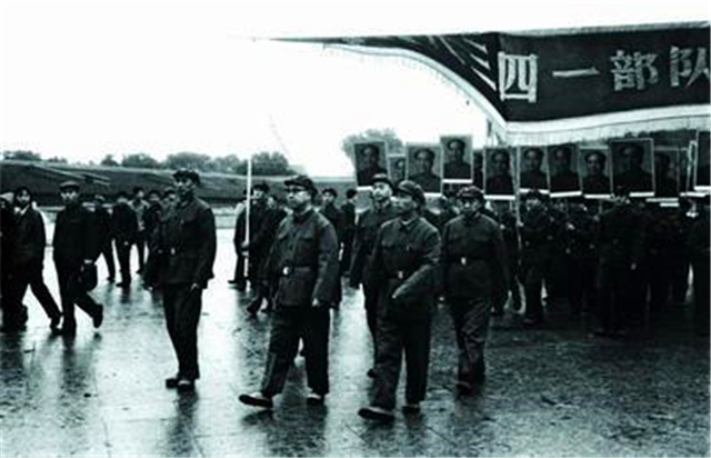 ë��ϯ�����صġ�8341�����ӣ����ز��Ӵ���֮��