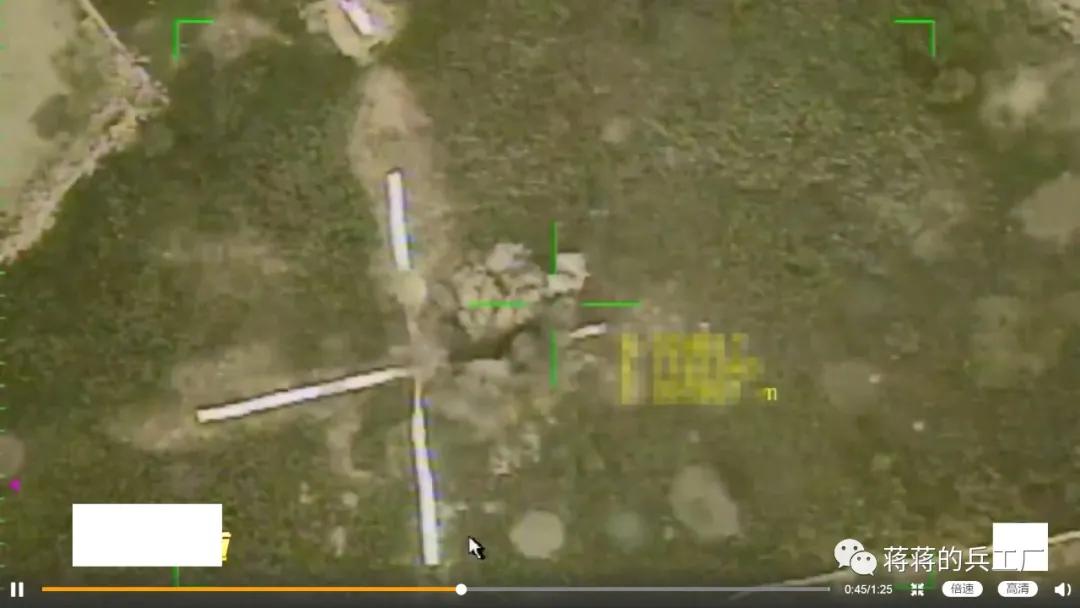 空潜200巡逻机空投航空自导深弹和声呐浮标抓潜艇，数量众多