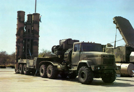 特朗普发出危险命令后，反美大国处境堪忧，5艘巨轮火速支援