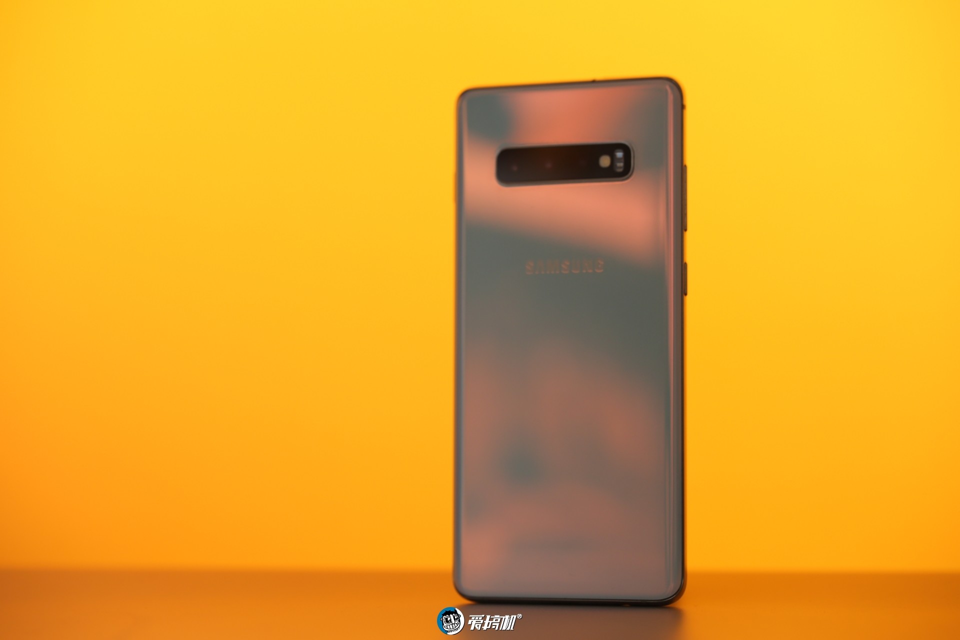 三星Galaxy S10+详细评测：真的差一点就完美了！