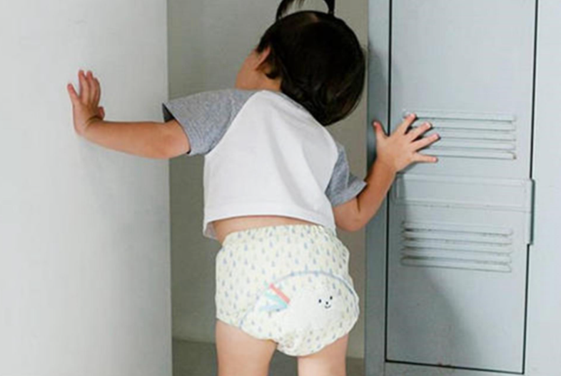 The baby's diapers were "exploded", and mother Bao angrily scolded in