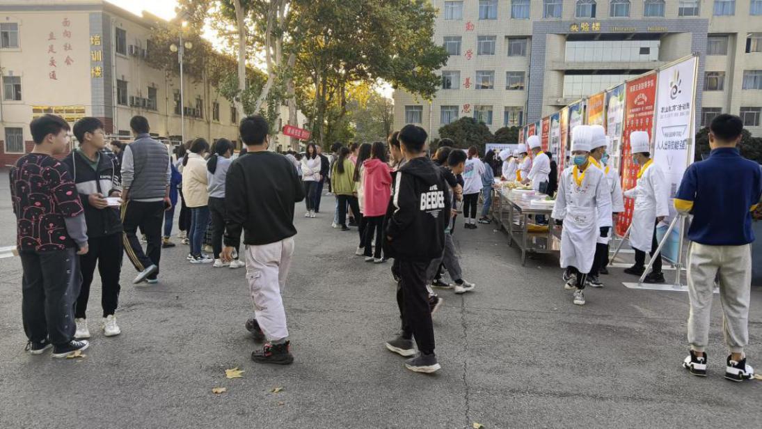 河南交通技师学院职业教育活动周纪实