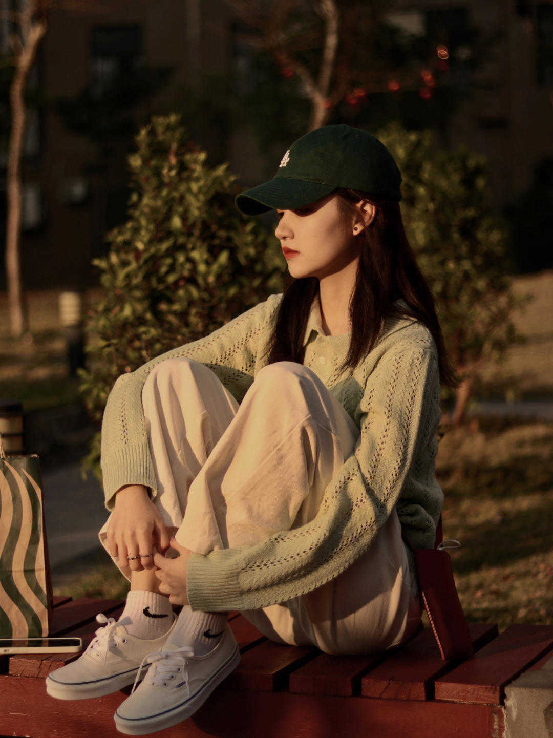 时尚和大牌没啥关系，颜色搭配对了，依然能穿出高级感，漂亮大气