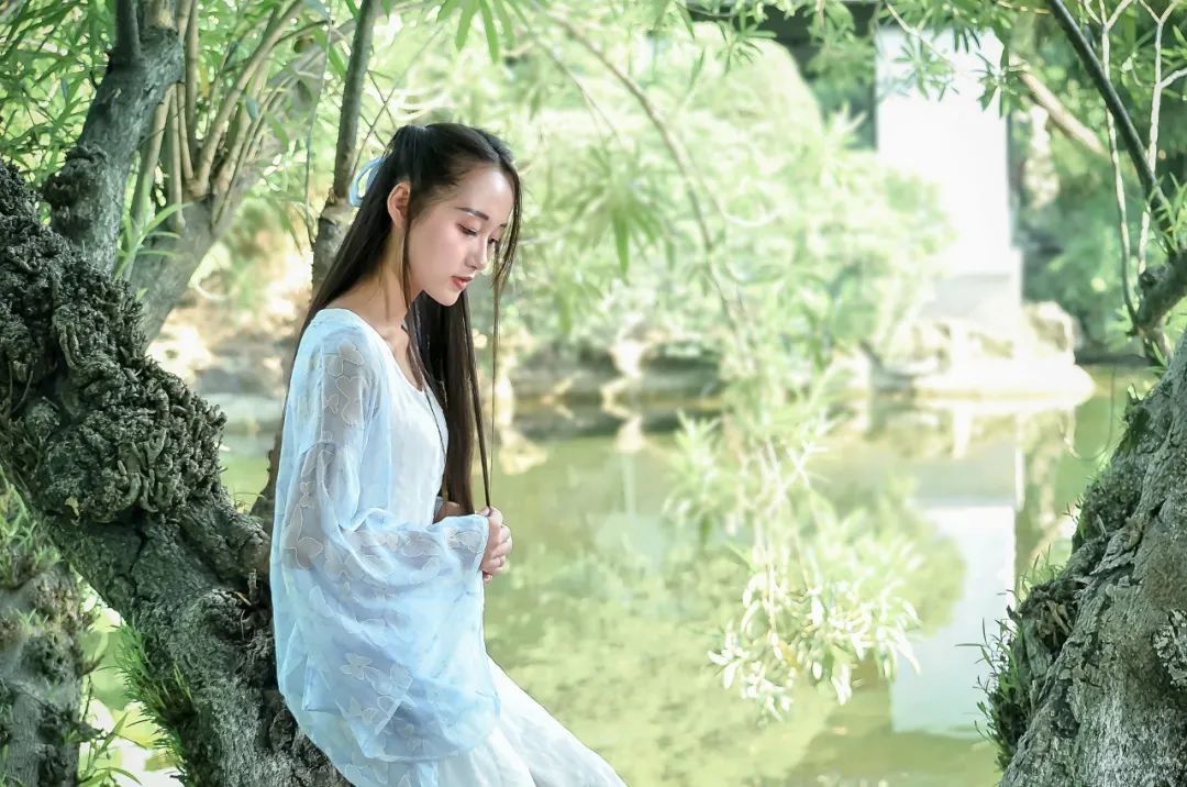 30个感悟人生的诗词句子，看完整个人都通透了-第2张图片-非凡网