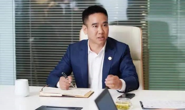 陳小英：申通快遞創(chuàng)始人，146億賣給馬云后，又靠雨傘賺上百億