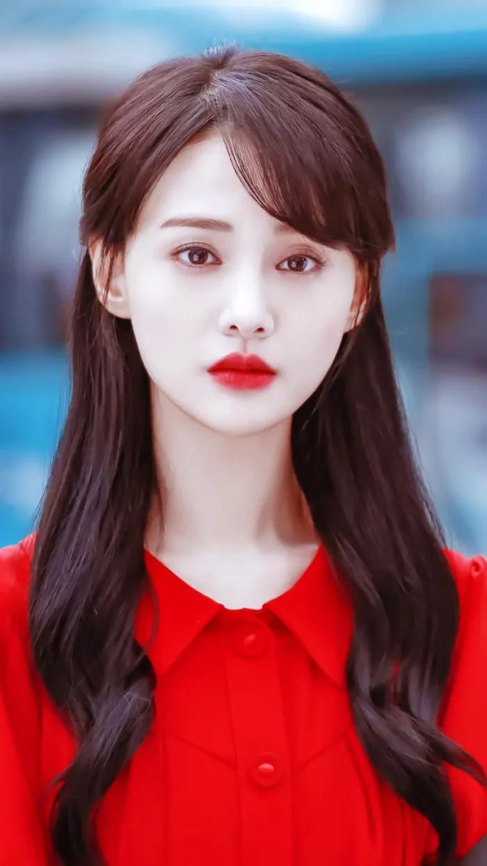 Zheng Shuang is indeed very beautiful, unique innocent beauty - iNEWS