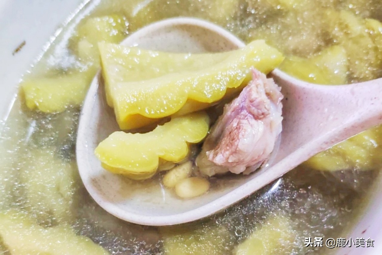 夏季多喝湯水好處多！ 分享8道營養湯做法，清熱解暑，強體少生病