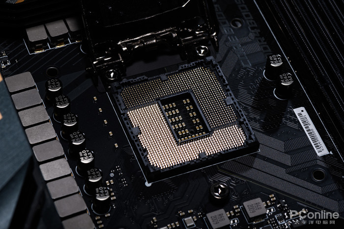 微星MEG Z490 ACE主板评测:16相旗舰级供电加持 价格仅为旗舰一半