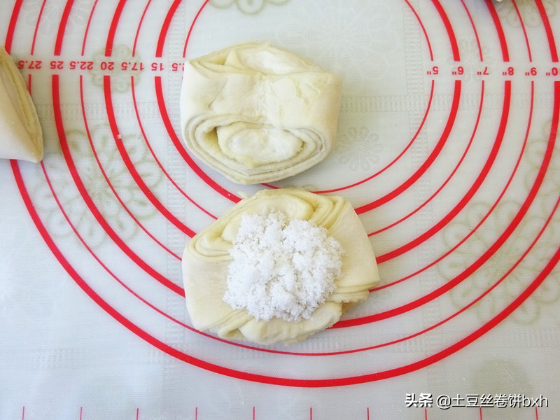 油酥饼这样做才地道，吃了30年没够，想想都会流口水，一看就会！