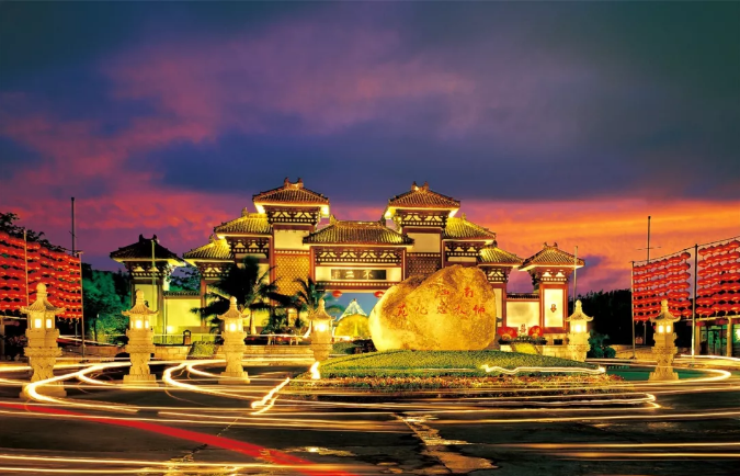 海南省20个最好玩的地方，景区景点图文介绍，山清水秀更怡人