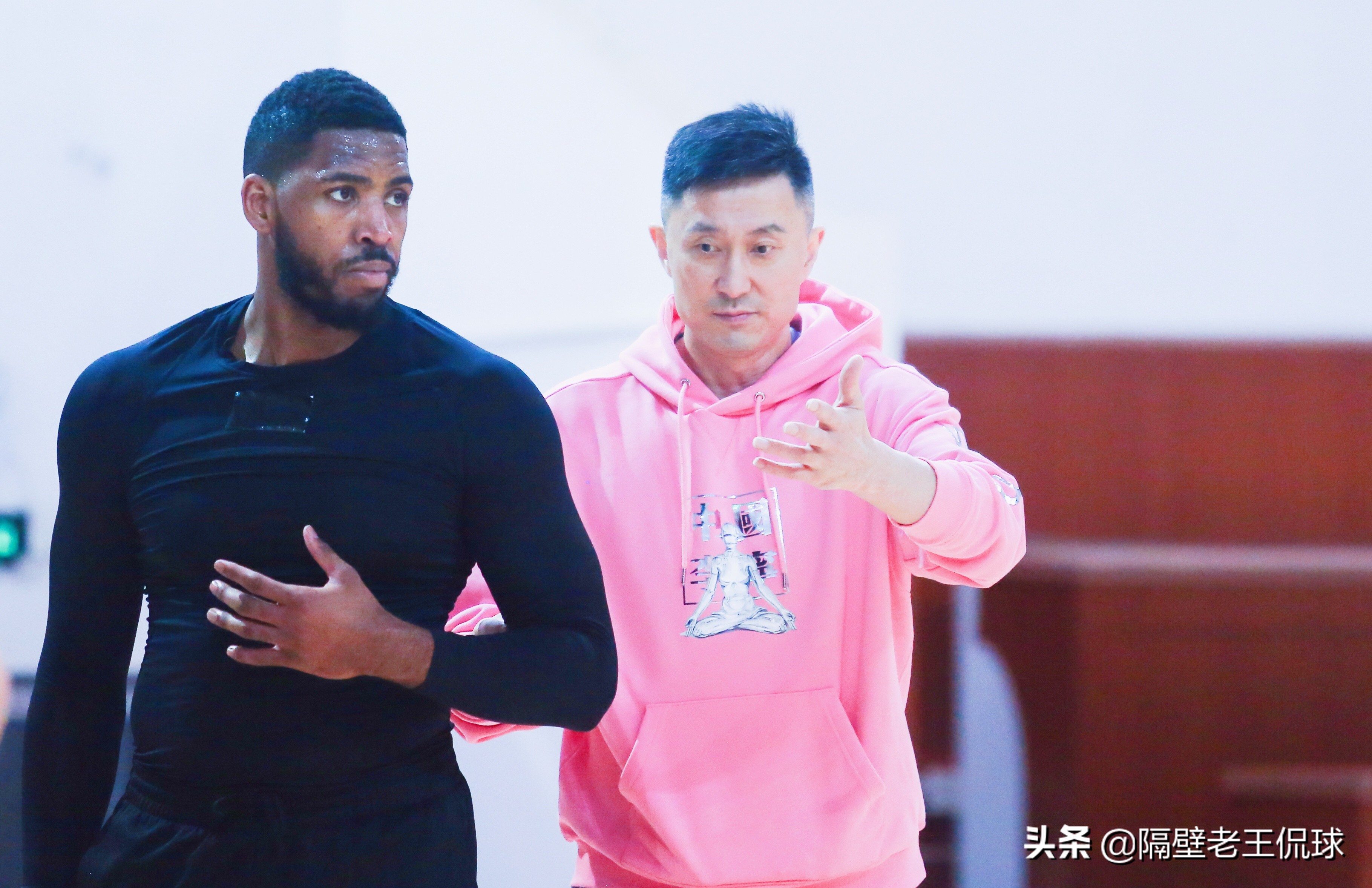 Detail full marks! Thompson receives Guangdong head show, efficiency of Zhu Fang rain is breathtaking, 