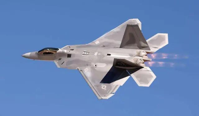 �ҹ��վ������վ�֮��Ĳ�྿�����ж�󣿱���������