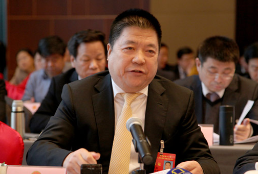 “史上最穷上市公司”：亏损13亿，老板套现40亿，账户只剩53元